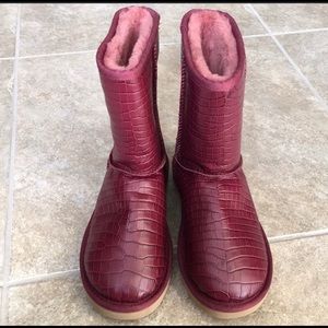 NEW WORN UGG AUSTRALIA CLASSIC SHORT CROCO BOOT
